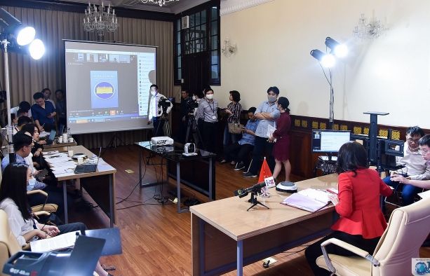 Phòng dịch Covid-19, Bộ Ngoại giao lần đầu tổ chức họp báo thường kỳ trực tuyến