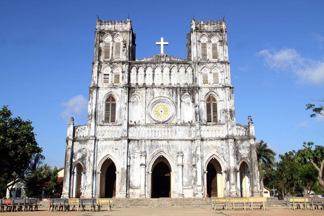 Mục sở thị cuốn sách in chữ quốc ngữ đầu tiên của Việt Nam