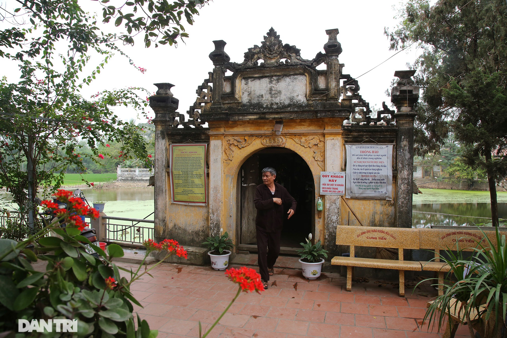 Độc lạ cây cầu có hình thuyền nan úp ngược ở Hà Nội - 2