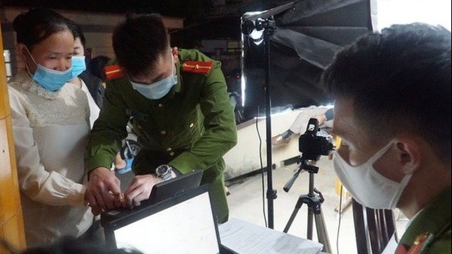 Ai được miễn lệ phí cấp căn cước công dân gắn chip điện tử?