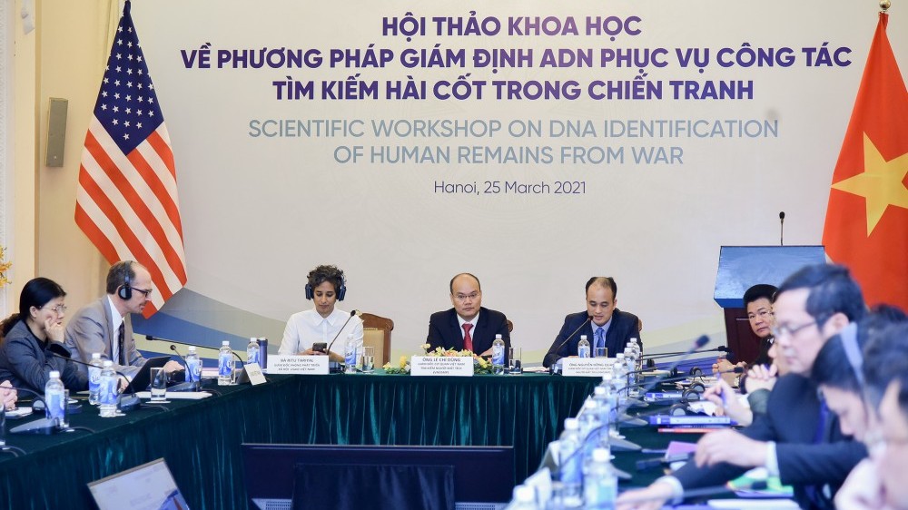 Việt Nam và Hoa Kỳ chia sẻ phương pháp giám định ADN phục vụ công tác tìm kiếm hài cốt trong chiến tranh