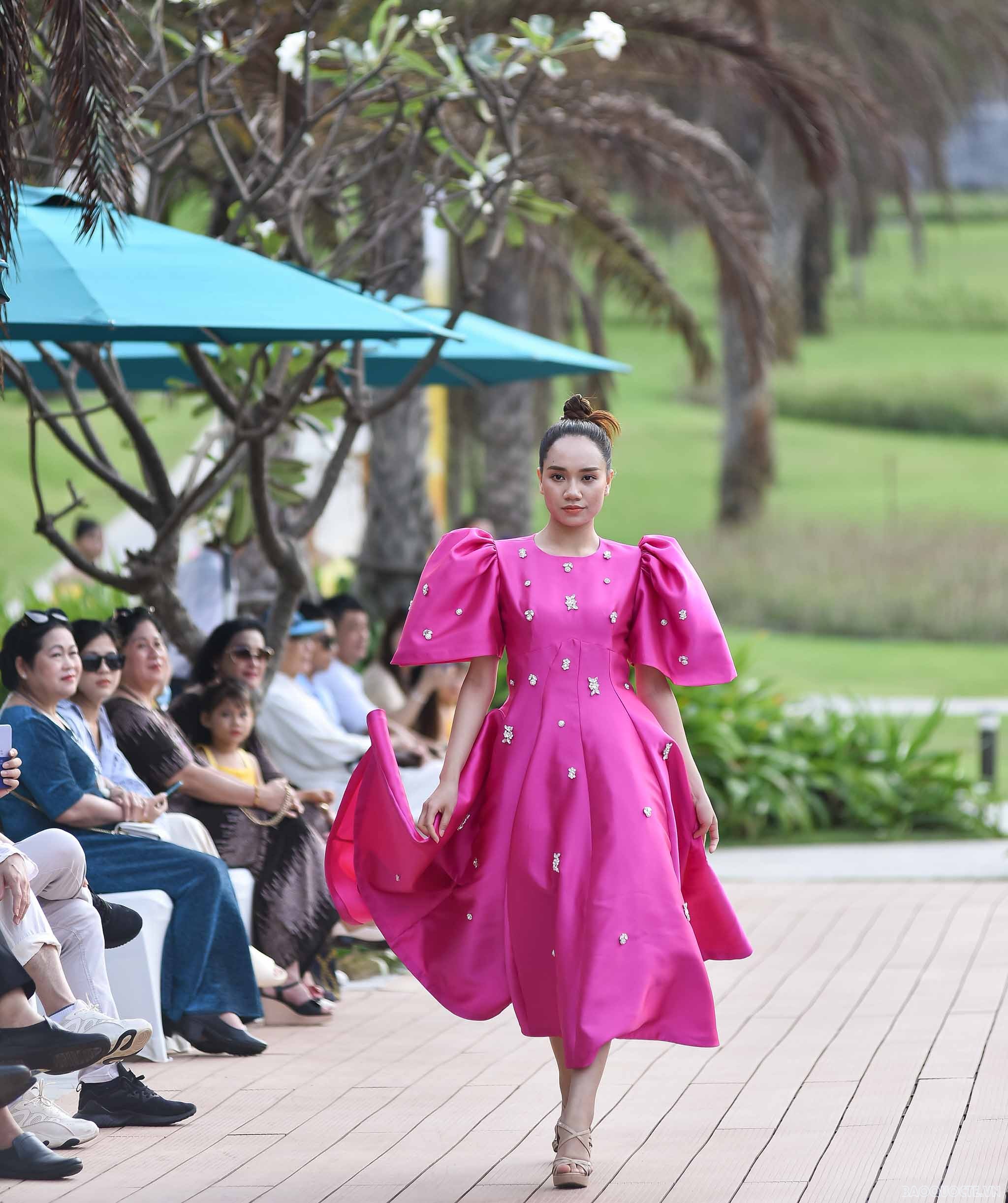 Ngắm những thiết kế trong bộ sưu tập 'Giấc mơ Nàng 2'