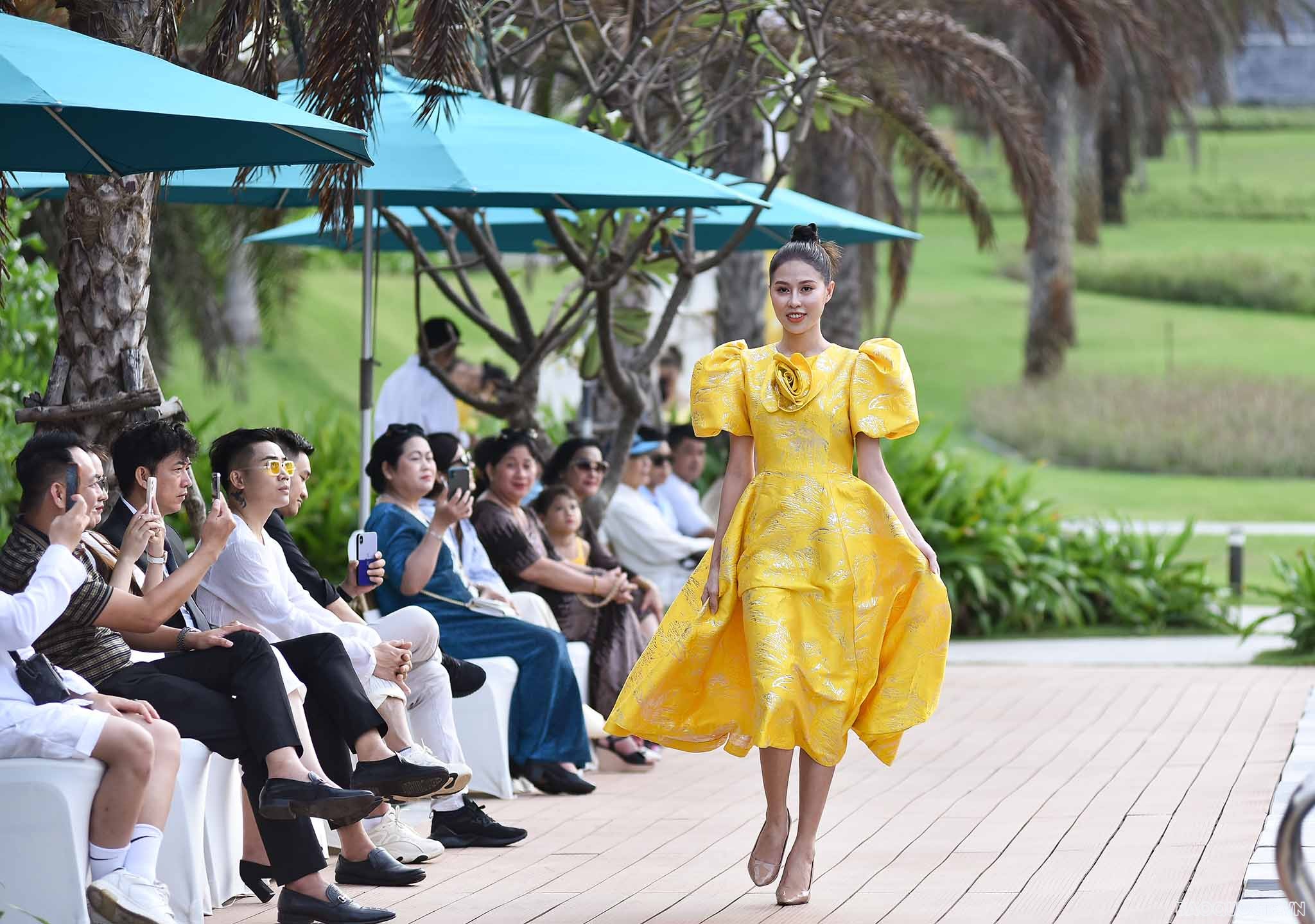 Ngắm những thiết kế trong bộ sưu tập 'Giấc mơ Nàng 2'