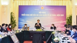 Mở cửa du lịch: Không phân biệt khách quốc tế và Việt Nam