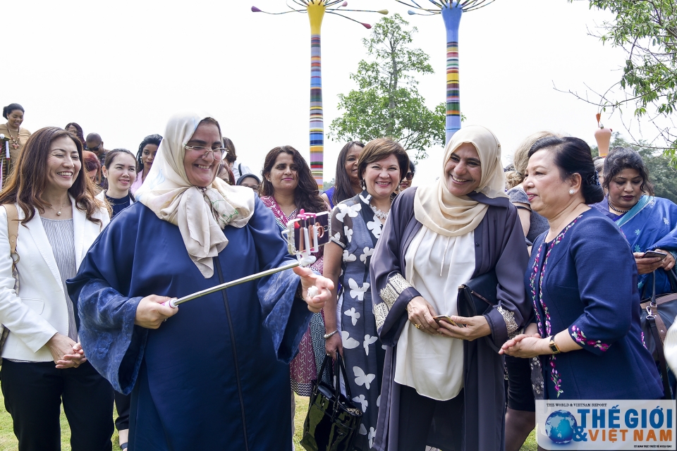 cac nu nha ngoai giao quoc te tham quan vinh phuc