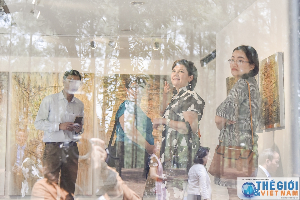 cac nu nha ngoai giao quoc te tham quan vinh phuc