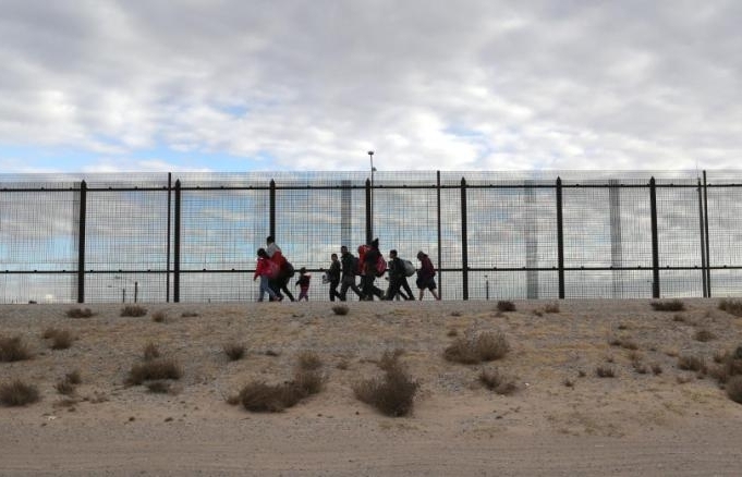 Lầu Năm Góc phê chuẩn bổ sung 320 quân nhân tới biên giới Mỹ - Mexico