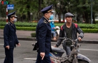 duong pho ha noi giua mua covid 19