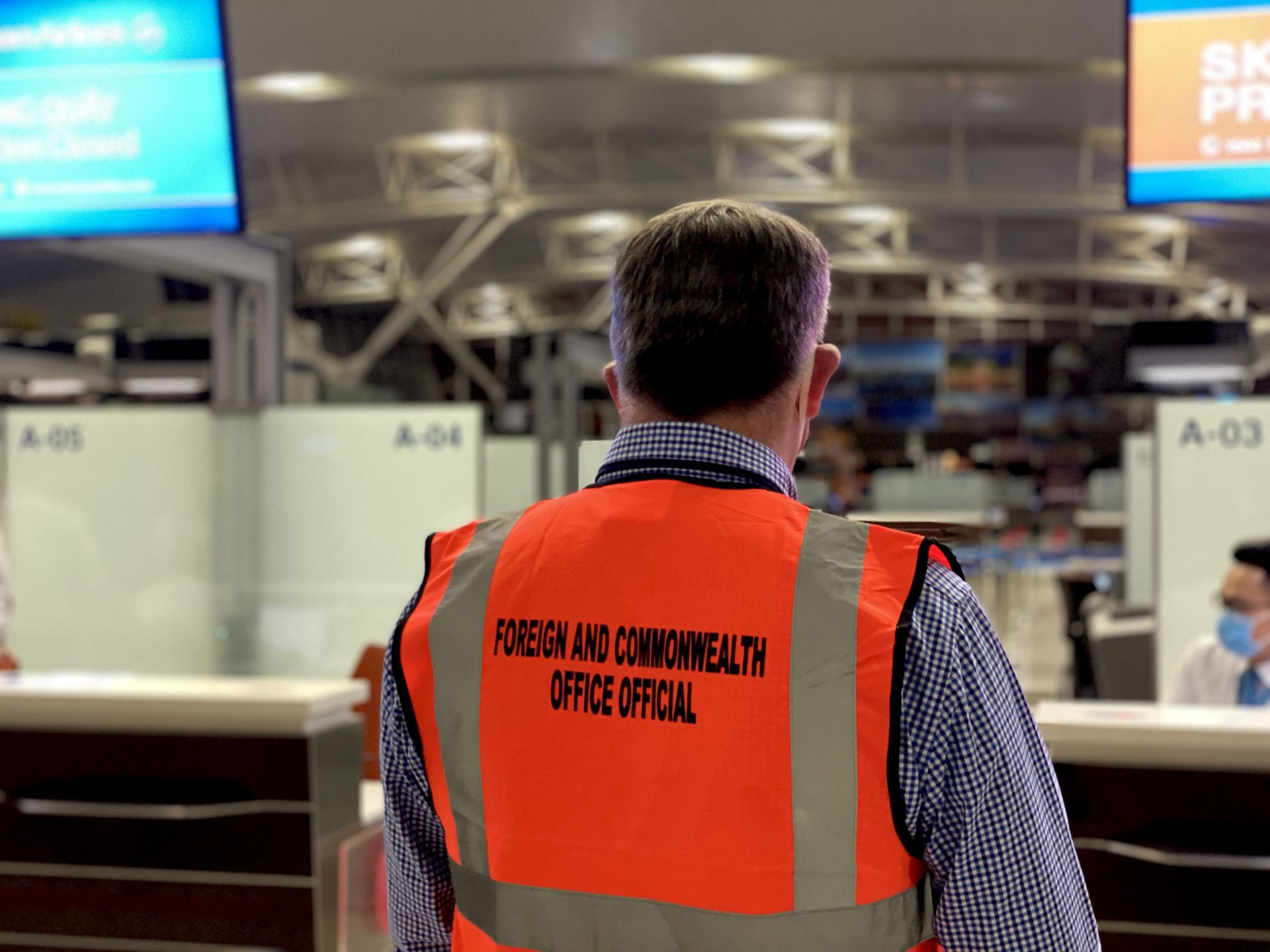 dich covid 19 chuyen bay dac biet ho tro cong dan anh hoi huong