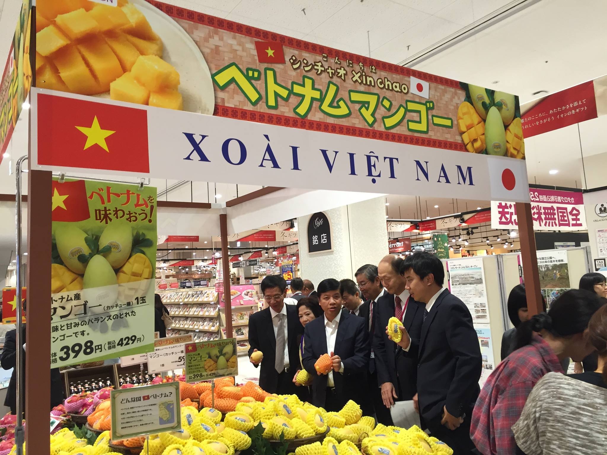 Khi Đại sứ “chơi” mạng xã hội