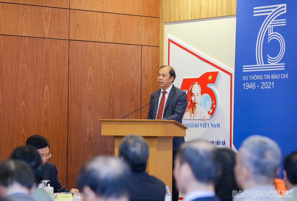 Vụ Thông tin Báo chí gặp mặt các thế hệ cán bộ nhân kỷ niệm 75 năm thành lập Vụ Thông tin Báo chí gặp mặt các thế hệ cán bộ nhân kỷ niệm 75 năm thành lập