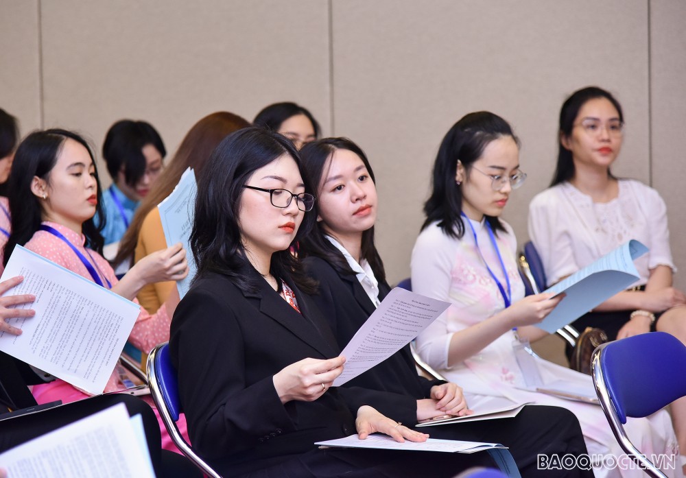 Khai giảng Khóa Bồi dưỡng Tiền công vụ dành cho công chức mới Khai giảng Khóa Bồi dưỡng Tiền công vụ dành cho công chức mới