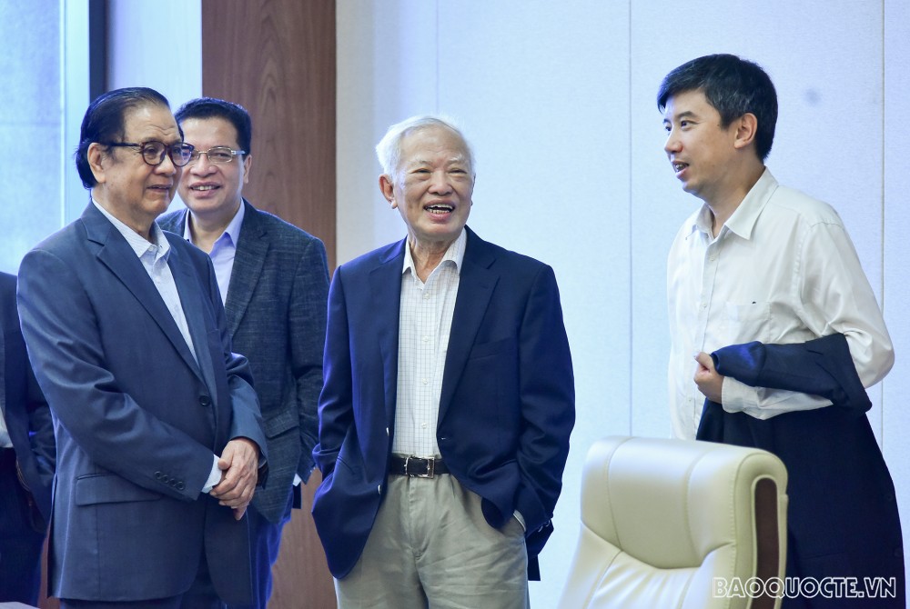 Nguyễn Cơ Thạch