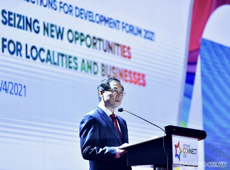 Bộ trưởng Bộ Ngoại giao Bùi Thanh Sơn: Thu hút FDI phải đổi mới mạnh mẽ sang tư duy chủ động Bộ trưởng Bộ Ngoại giao Bùi Thanh Sơn: Thu hút FDI phải đổi mới mạnh mẽ sang tư duy chủ động