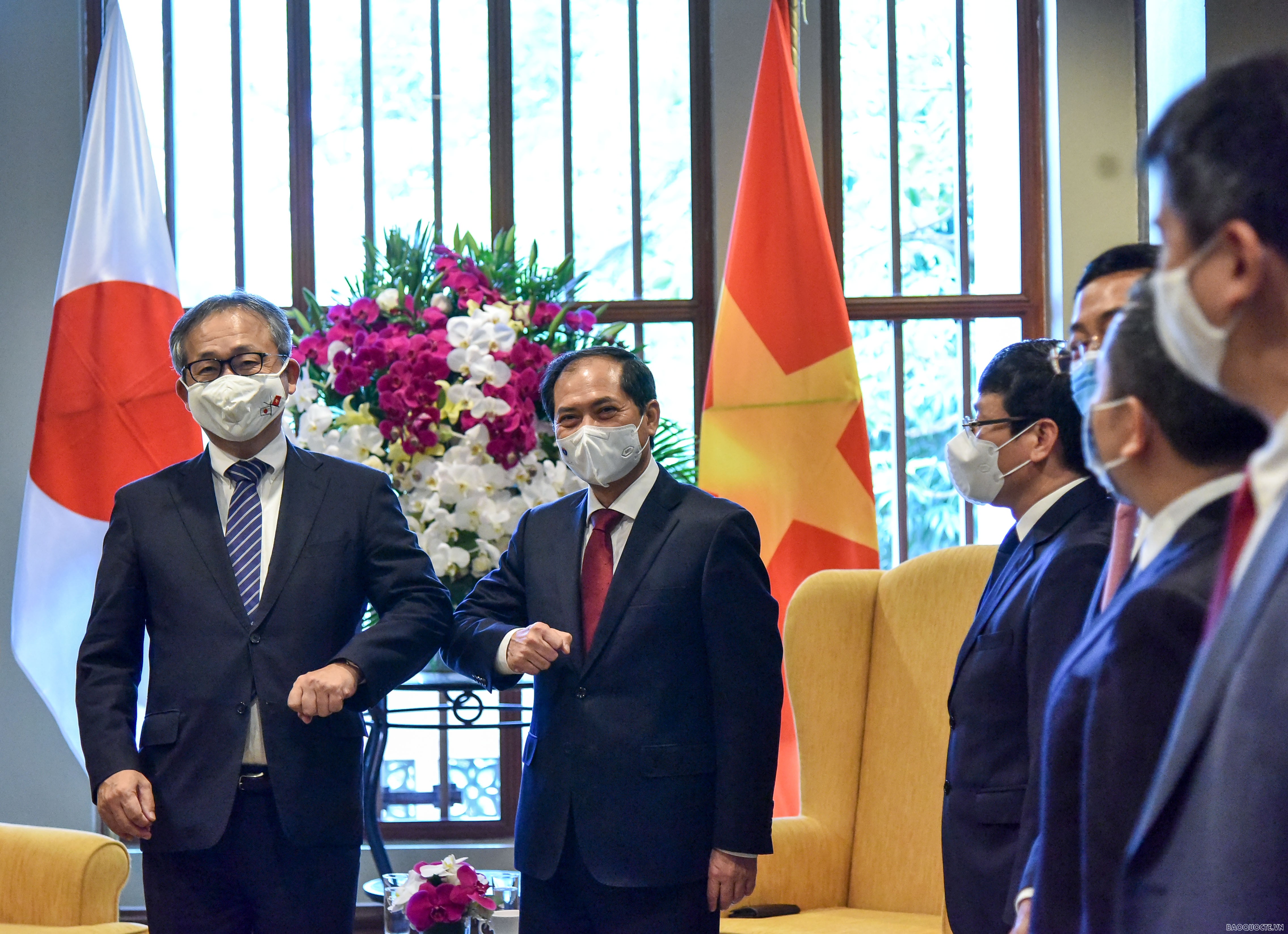 Cải thiện thể chế, môi trường, đón sóng đầu tư từ doanh nghiệp FDI Cải thiện thể chế, môi trường, đón sóng đầu tư từ doanh nghiệp FDI