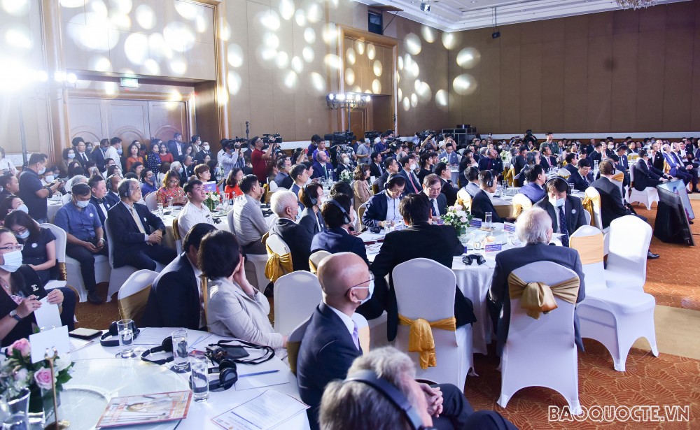 Cải thiện thể chế, môi trường, đón sóng đầu tư từ doanh nghiệp FDI Cải thiện thể chế, môi trường, đón sóng đầu tư từ doanh nghiệp FDI