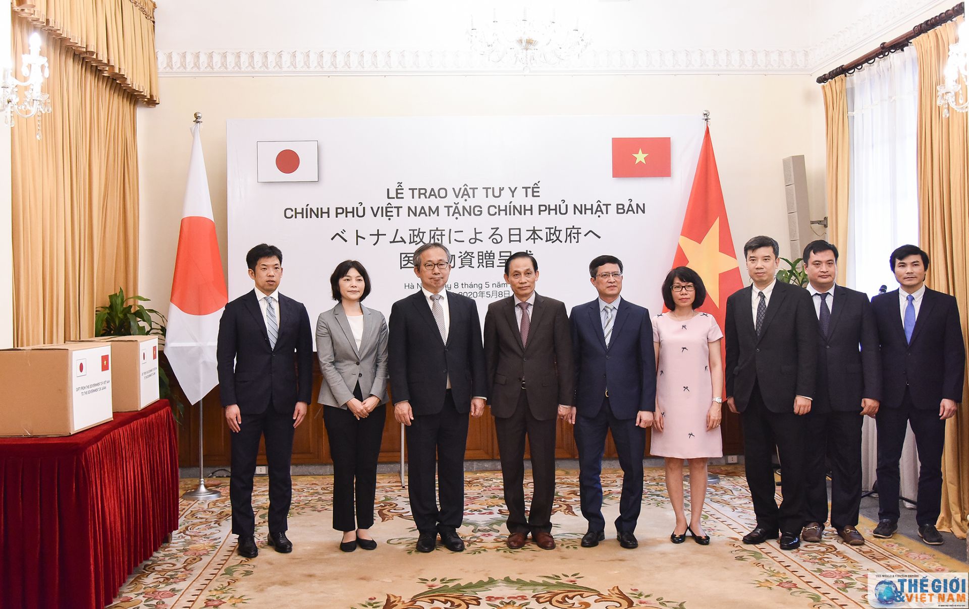 Việt Nam trao 140.000 khẩu trang y tế, hỗ trợ vật tư y tế lần hai cho Nhật Bản chống Covid-19 viet nam trao 140000 khau trang y te ho tro vat tu y te lan hai cho nhat ban chong covid 19