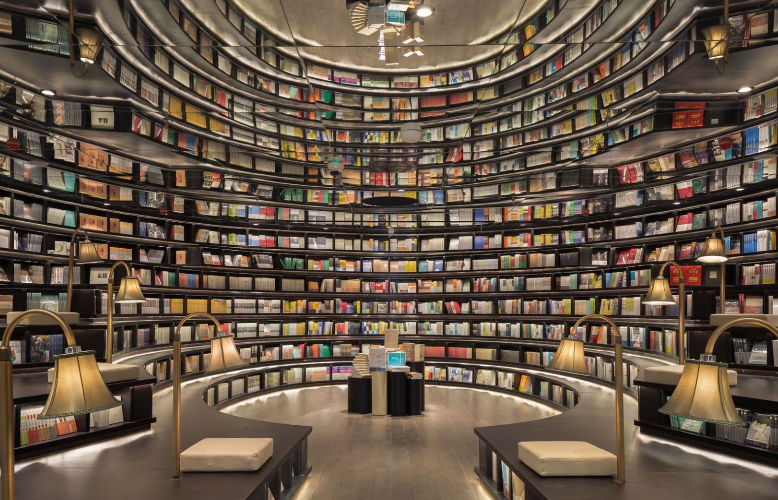 Ghé thăm 7 hiệu sách nổi tiếng thế giới