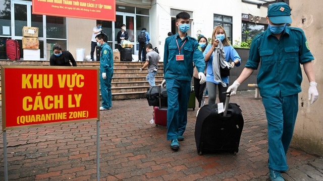 Covid-19: Thí điểm cách ly y tế 7 ngày với người nhập cảnh tiêm đủ liều vaccine