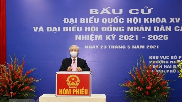 Tổng Bí thư Nguyễn Phú Trọng bỏ phiếu bầu cử tại quận Hai Bà Trưng