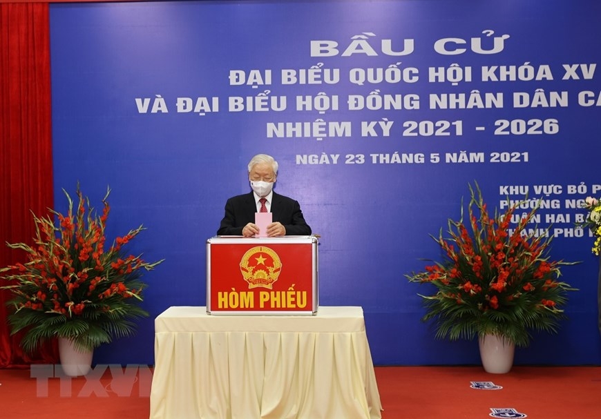 Hình ảnh các lãnh đạo Đảng, Nhà nước, Chính phủ và Quốc hội đi bầu cử