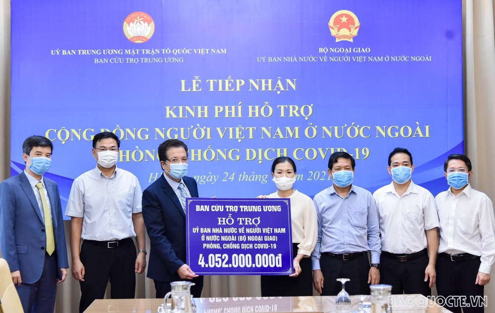 Cộng đồng người Việt Nam ở nước ngoài được hỗ trợ hơn 4 tỷ đồng để phòng, chống dịch Covid-19