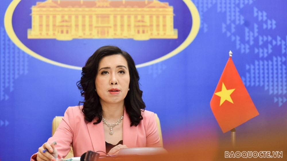 Đẩy nhanh xây dựng hướng dẫn cách ly y tế phòng chống Covid-19 với người nhập cảnh