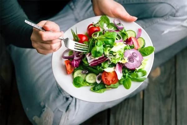 Những thói quen tưởng tốt nhưng lại gây hại. (Nguồn: Shethepeople)