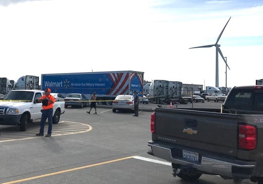 Mỹ Xả súng tại trung tâm mua sắm ở Bắc California 2 người chết và 4 người bị thương my xa sung tai trung tam mua sam o bac california 2 nguoi chet va 4 nguoi bi thuong