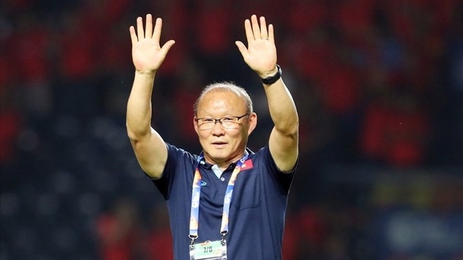 Báo Hàn Quốc: 'HLV Park Hang Seo sẵn sàng uống… chén thuốc độc'