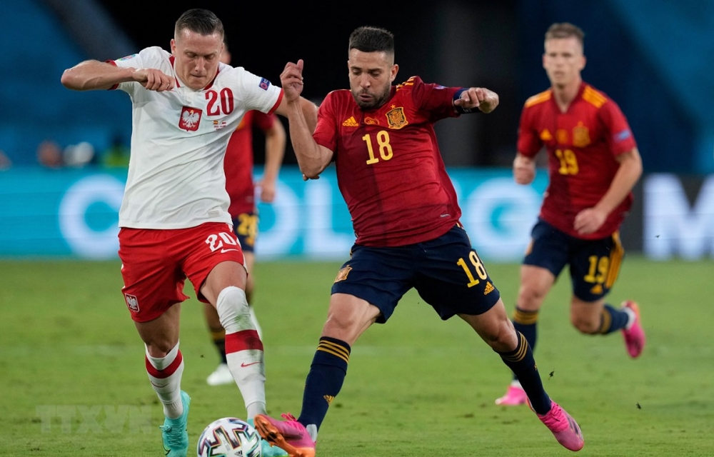 EURO 2020: Robert Lewandowski tỏa sáng, Ba Lan cầm chân đội tuyển Tây Ban Nha