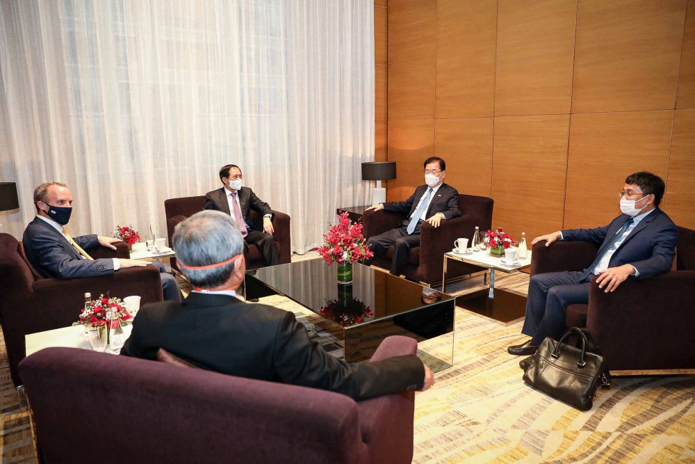 Ngoại trưởng Hàn Quốc và điểm đến đầu tiên trong chuyến công du Đông Nam Á Ngoại trưởng Hàn Quốc và điểm đến đầu tiên trong chuyến công du Đông Nam Á