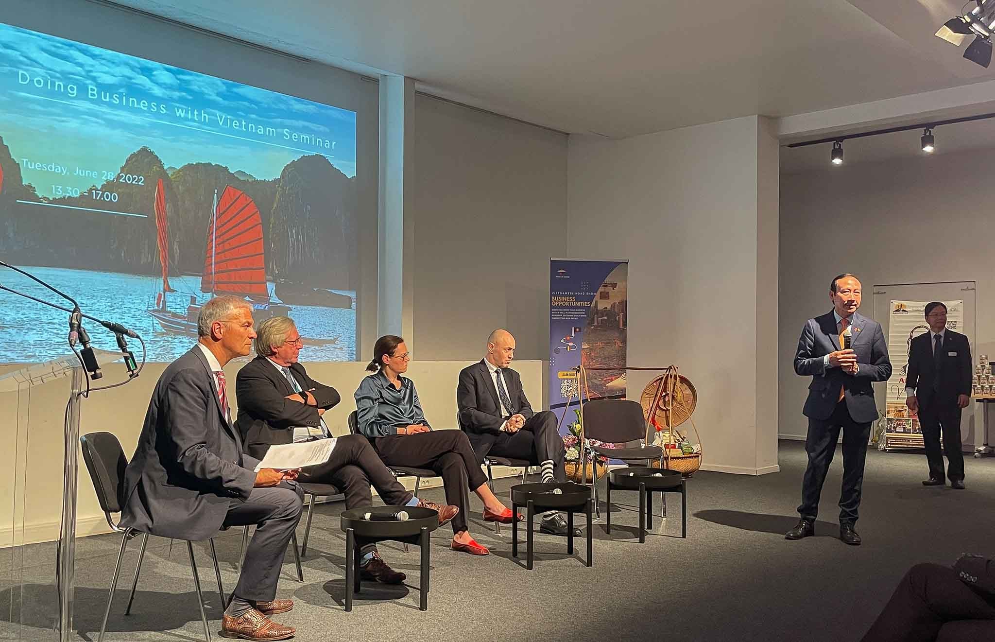 Đại sứ khẳng định Việt Nam là đối tác tin cậy của các thành viên EU trong sứ mệnh phục hồi kinh tế Đại sứ khẳng định Việt Nam là đối tác tin cậy của các thành viên EU trong sứ mệnh phục hồi kinh tế