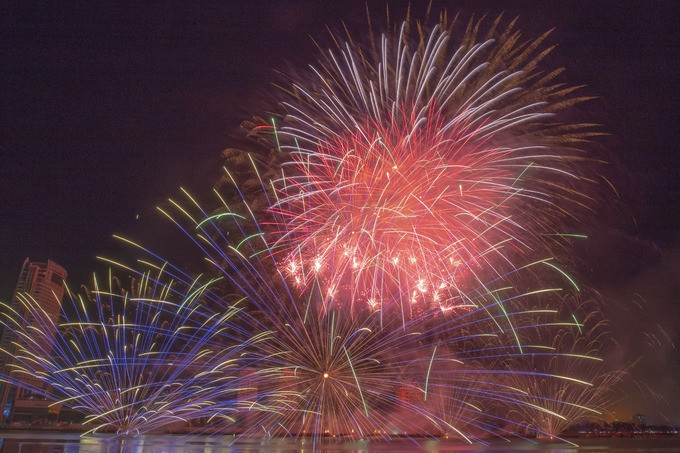 man nhan voi man trinh dien le hoi phao hoa quoc te da nang 2019