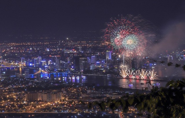 "Mãn nhãn" với màn trình diễn lễ hội pháo hoa quốc tế Đà Nẵng 2019