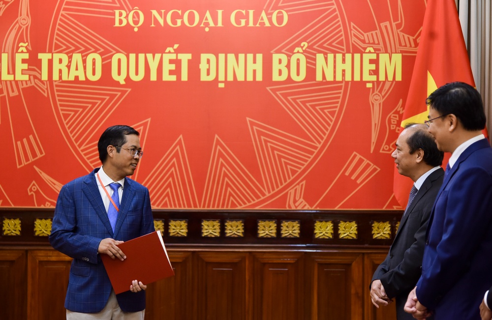 Thứ trưởng Nguyễn Quốc Dũng trao quyết định bổ nhiệm cán bộ cấp Vụ