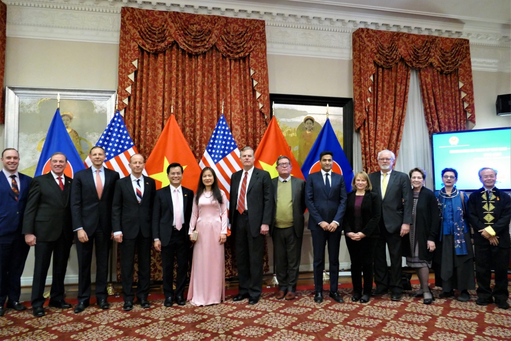 25 năm – Biến điều không thể thành có thể 25 nam bien dieu khong the thanh co the