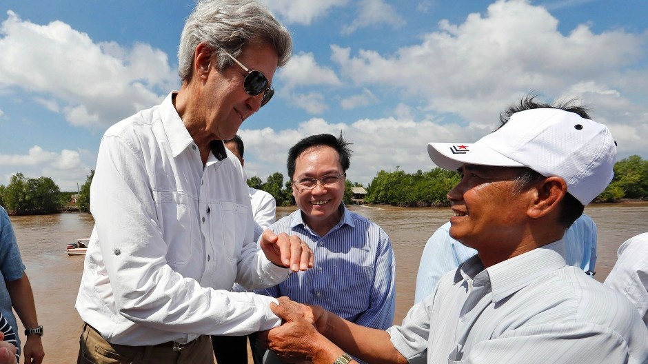 25 nam quan he viet nam my vuot qua rao can