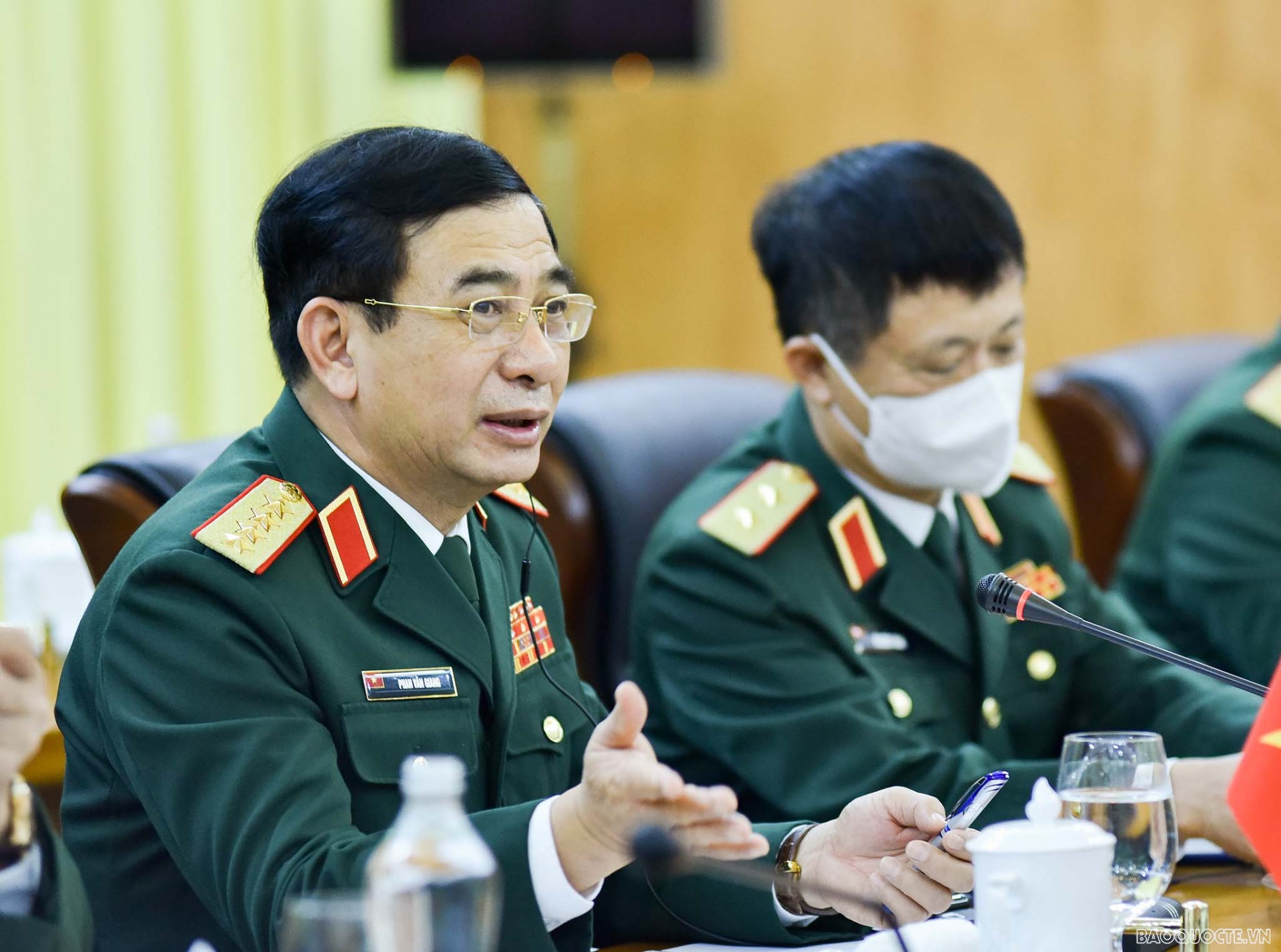 Lễ đón chính thức Bộ trưởng Quốc phòng Anh thăm chính thức Lễ đón chính thức Bộ trưởng Quốc phòng Anh thăm chính thức