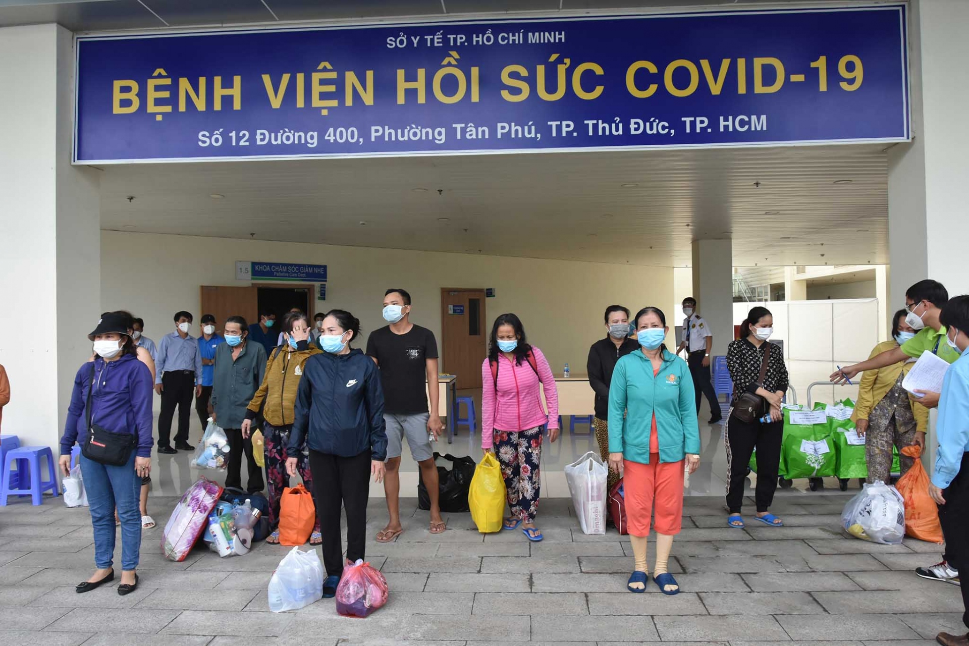 Những 'quả ngọt' ban đầu, 17 bệnh nhân Covid-19 nặng, nguy kịch xuất viện Những 'quả ngọt' ban đầu, 17 bệnh nhân Covid-19 nặng, nguy kịch xuất viện