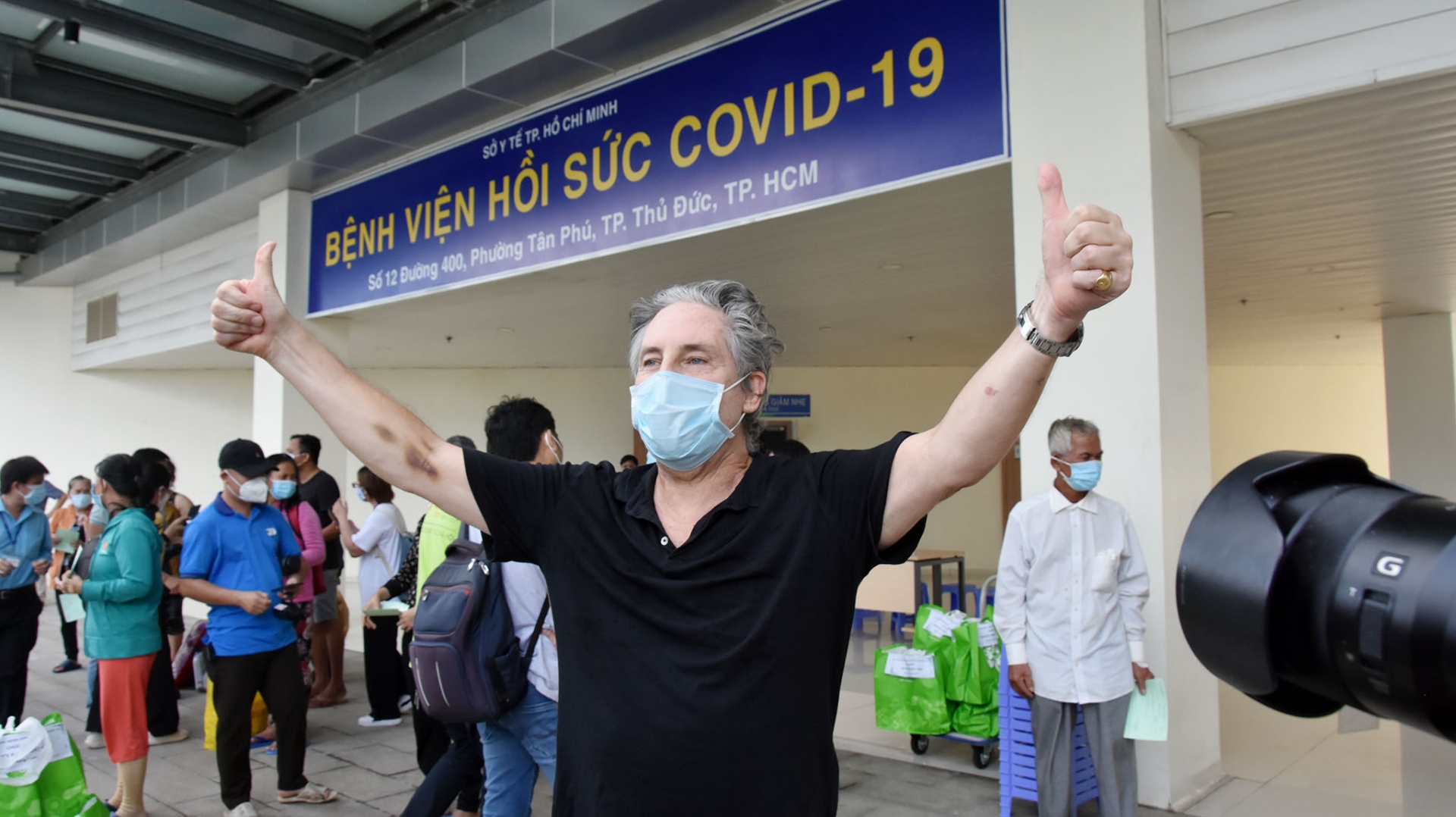 Những 'quả ngọt' ban đầu, 17 bệnh nhân Covid-19 nặng, nguy kịch xuất viện Những 'quả ngọt' ban đầu, 17 bệnh nhân Covid-19 nặng, nguy kịch xuất viện