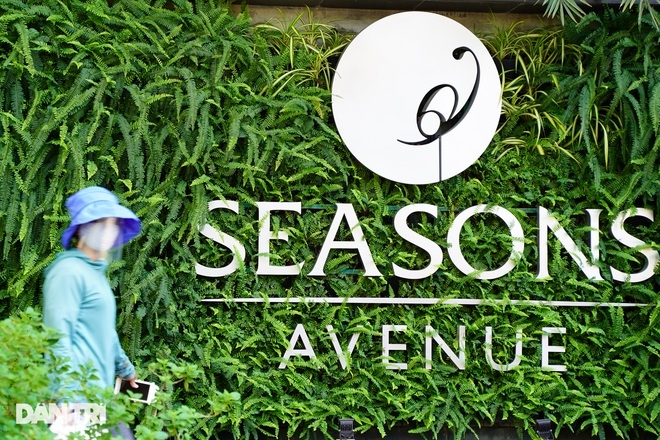 Hà Nội: Phong tỏa tòa chung cư 400 hộ dân và nhiều cửa hàng, quán ăn Covid-19 ở Hà Nội: Phong tỏa tòa chung cư 400 hộ dân và nhiều cửa hàng, quán ăn