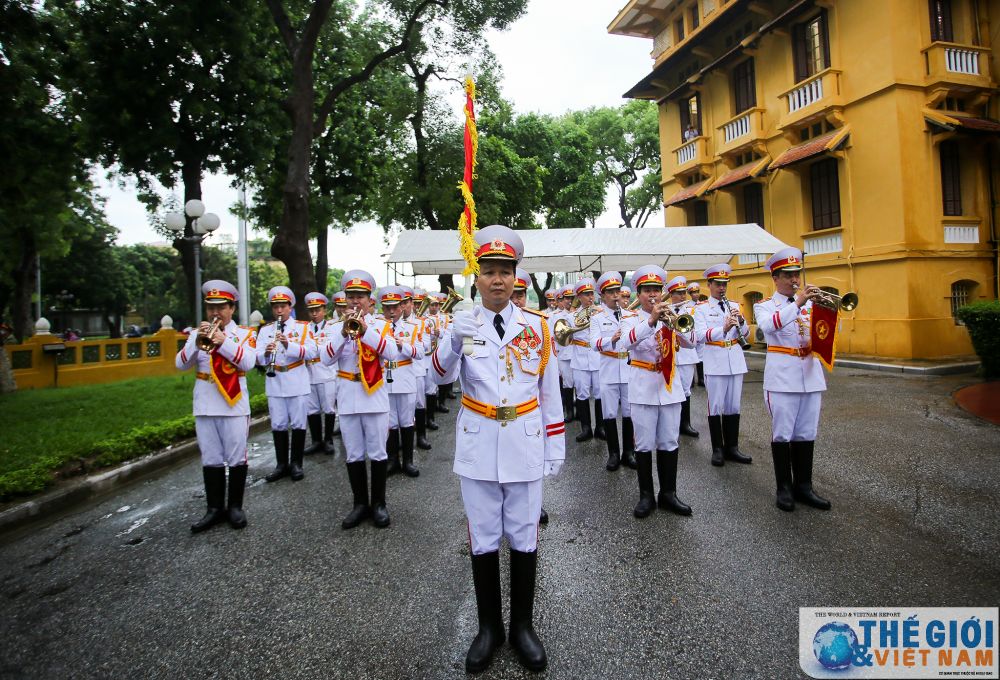 la co asean tung bay nhan ky niem 25 nam viet nam gia nhap to chuc 1