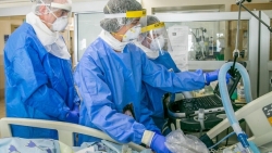 Người đã tiêm vaccine Covid-19 được bảo vệ gấp 10 lần so với người chưa tiêm