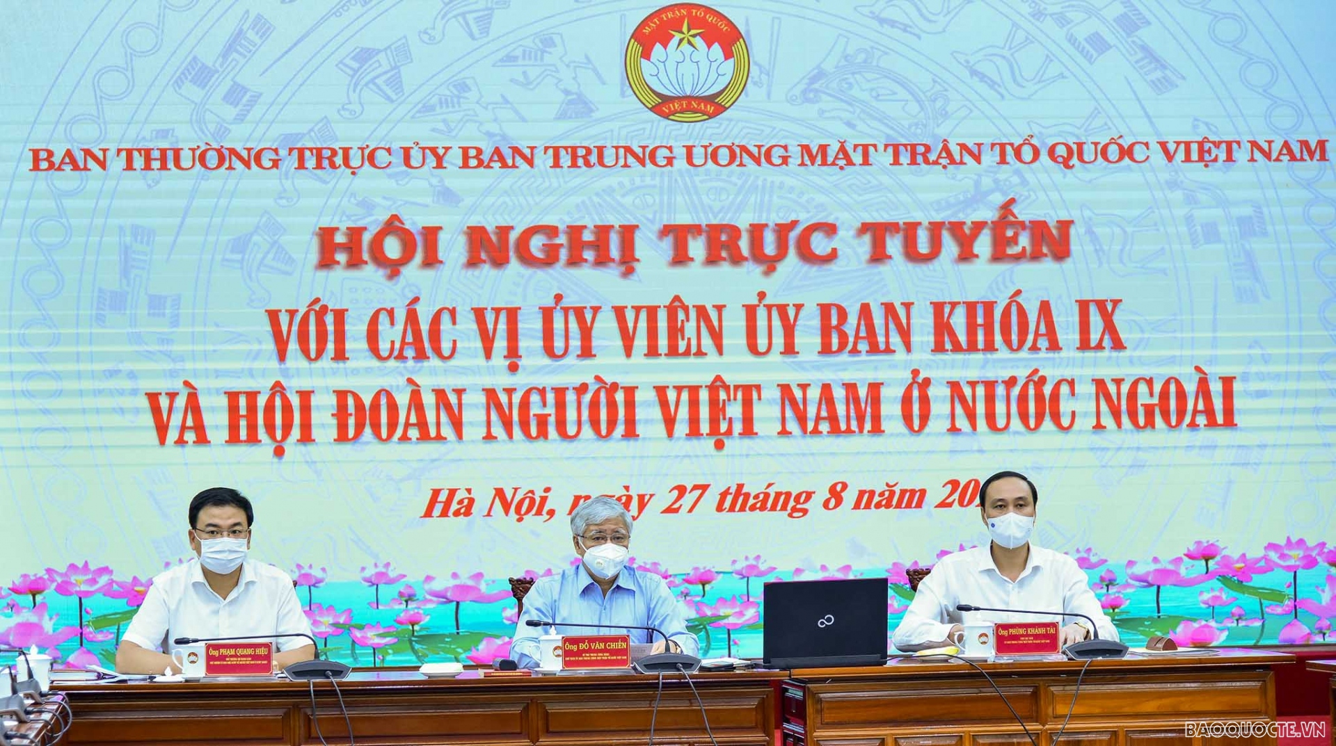 Kiều bào đề xuất sáng kiến giúp quê hương chống dịch Covid-19 và phát triển đất nước Kiều bào đề xuất sáng kiến giúp quê hương chống dịch Covid-19 và phát triển đất nước