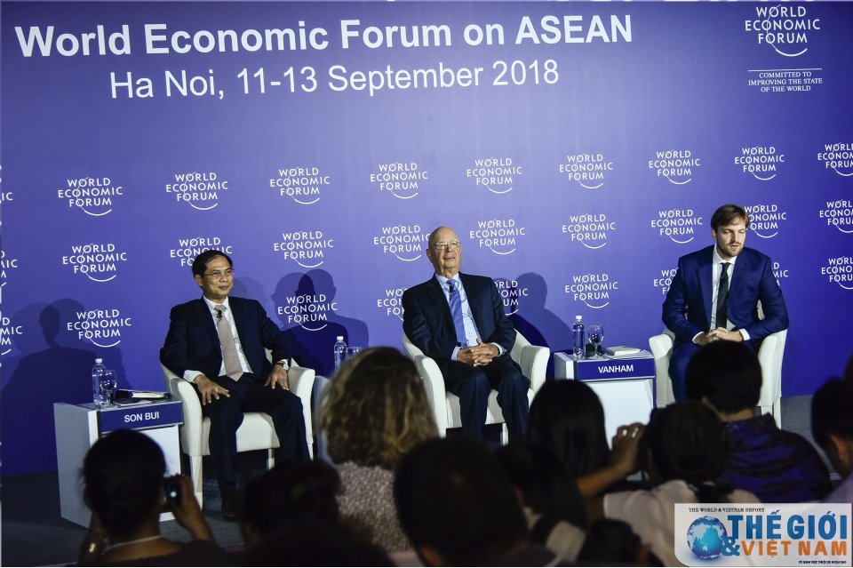 Ra mắt cuốn sách “Cách mạng Công nghiệp lần thứ tư" phiên bản tiếng Việt