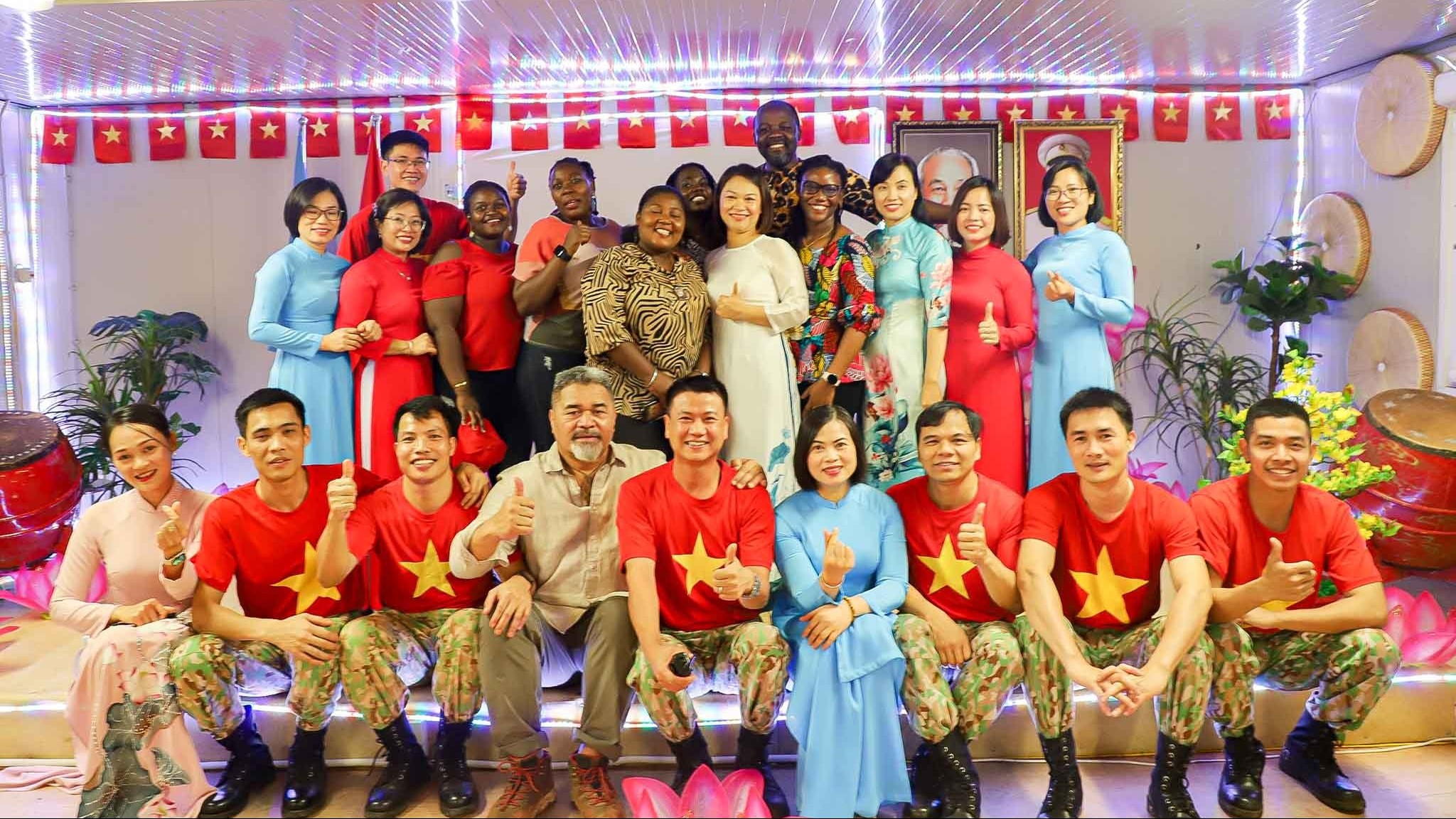 Tinh thần Việt Nam của những chiến sĩ mũ nồi xanh trong ngày Quốc khánh