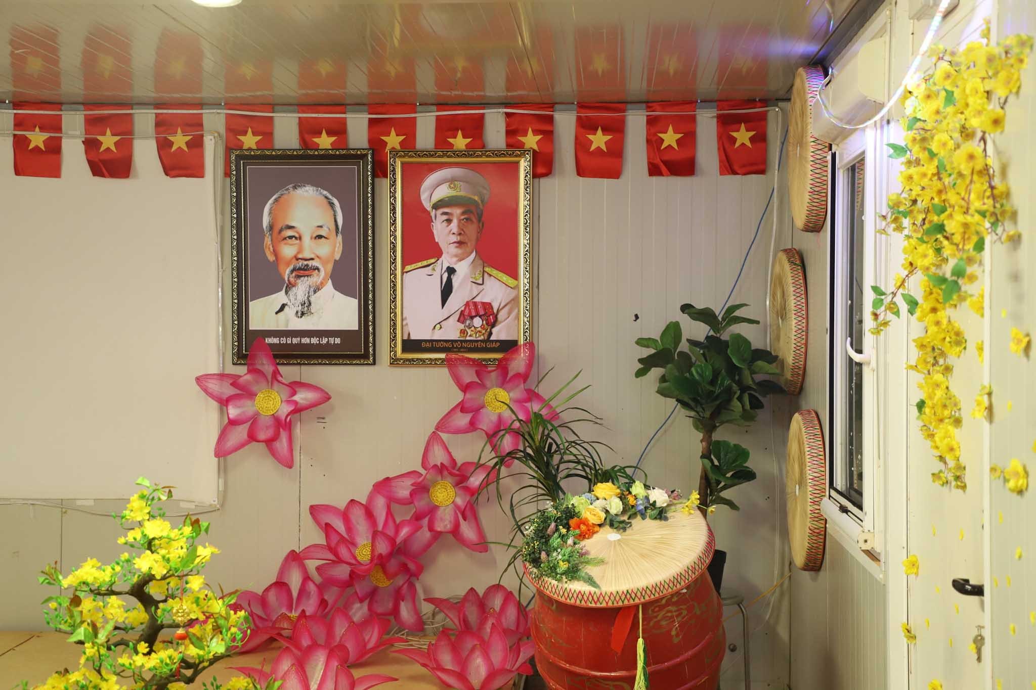 Tinh thần Việt Nam của người lính mũ nồi xanh ngày Quốc khánh Tinh thần Việt Nam của người lính mũ nồi xanh ngày Quốc khánh