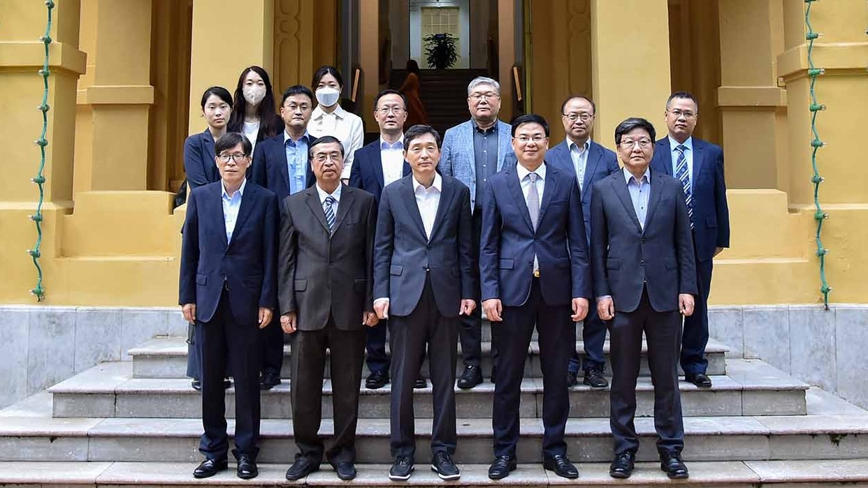 Thứ trưởng Ngoại giao Phạm Quang Hiệu tiếp Nhóm những người uy tín Hàn Quốc