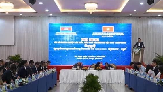 Thúc đẩy hợp tác sản xuất và logistics Việt Nam-Campuchia